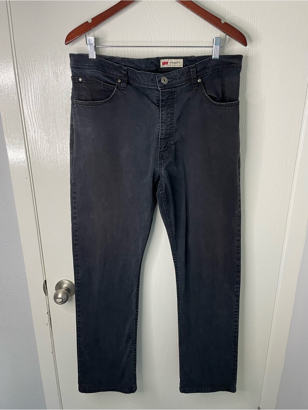 Wrangler Straight Fit Faded Black Stretch Jeans 36x32